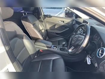 Used Mercedes-Benz A-Class 2015 for sale - 76426801: Photo