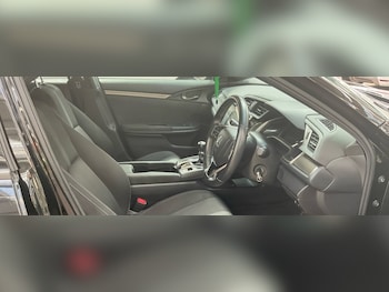 Used Honda Civic 2019 for sale - 79571860: Photo