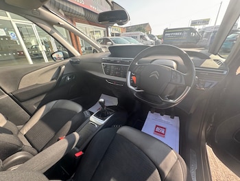 Used Citroen C4 Grand Picasso 2017 for sale - 75499174: Photo