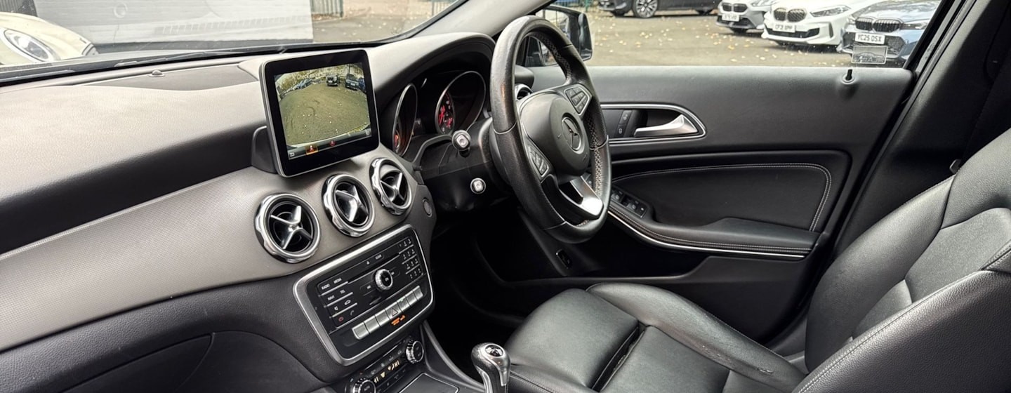 Used Mercedes-Benz GLA 2017 for sale - 76663726: Photo 3