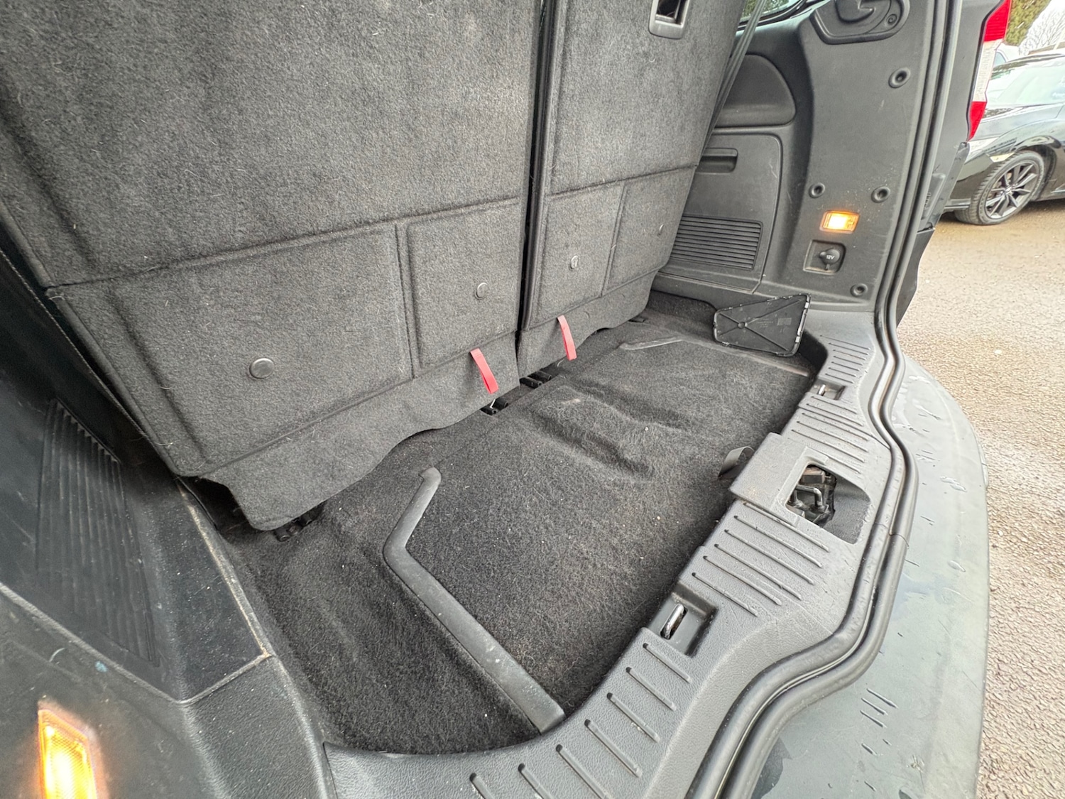 Used Ford Galaxy 2012 for sale - 77530372: Photo 27