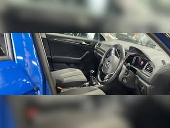 Used Volkswagen T-Roc 2019 for sale - 79651943: Photo