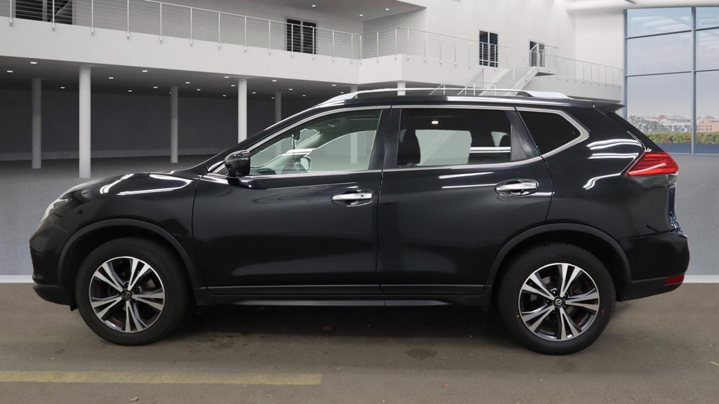 Used Nissan X-Trail 2018 for sale - 76404470: Photo 2
