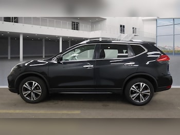 Used Nissan X-Trail 2018 for sale - 76404470: Photo
