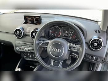 Used Audi A1 2018 for sale - 79596598: Photo