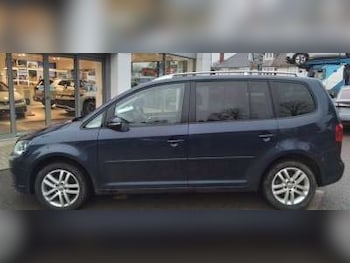 Used Volkswagen Touran 2015 for sale - 77363684: Photo