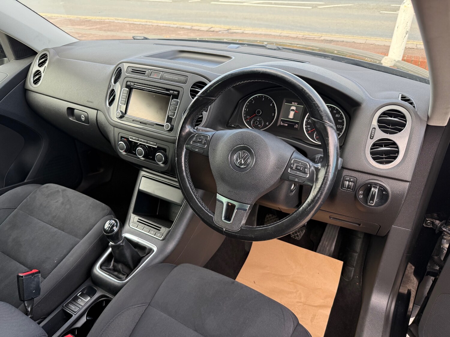 Used Volkswagen Tiguan 2012 for sale - 76366372: Photo 4