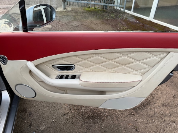 Used Bentley Continental 2012 for sale - 73263552: Photo 16