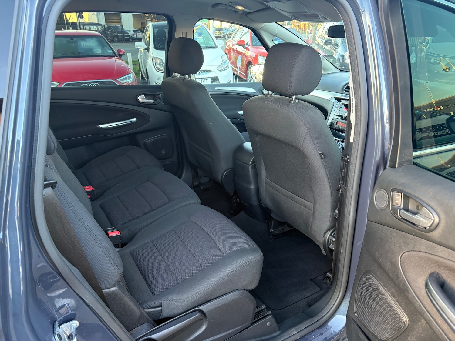 Used Ford S-Max 2013 for sale - 77653182: Photo 16