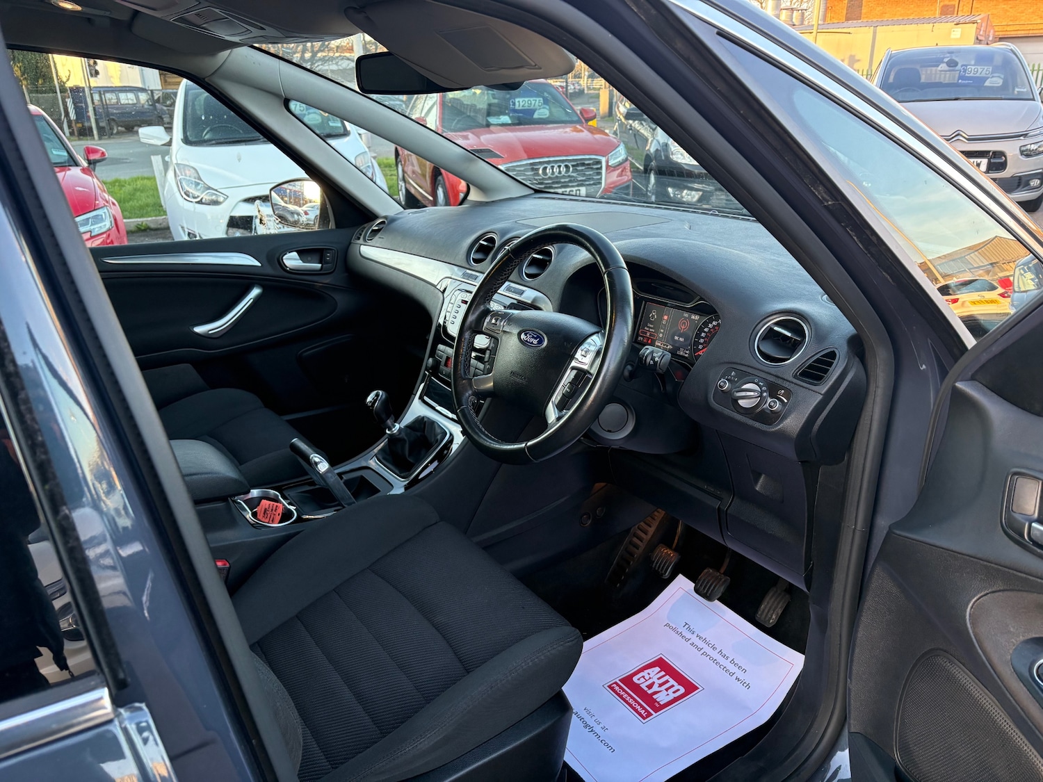 Used Ford S-Max 2013 for sale - 77653182: Photo 3