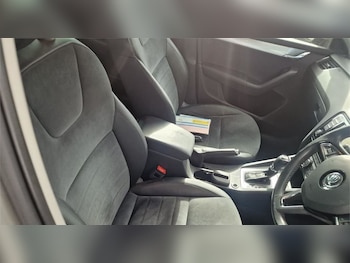Used Skoda Octavia 2015 for sale - 75776480: Photo