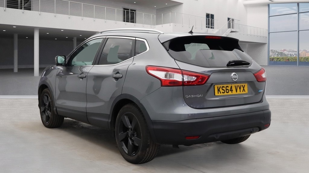 Used Nissan Qashqai 2015 for sale - 77088273: Photo 2