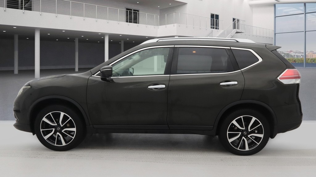 Used Nissan X-Trail 2016 for sale - 77324411: Photo 2