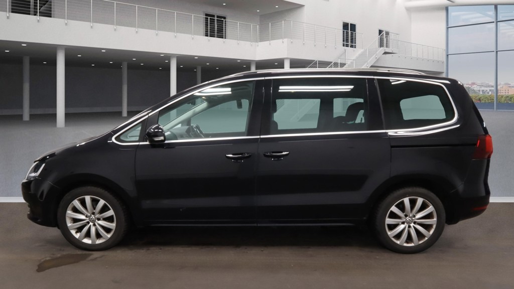 Used Volkswagen Sharan 2017 for sale - 76922397: Photo 2