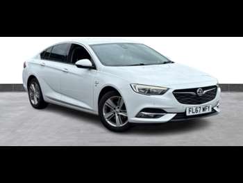 2017 (67) - 1.6 Turbo D ecoTec SRi Nav 5dr + SAT NAV / ULEZ / 6 SERVICES / DAB