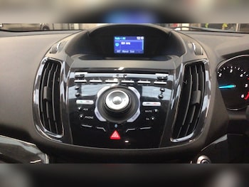 Used Ford Kuga 2013 for sale - 77168018: Photo