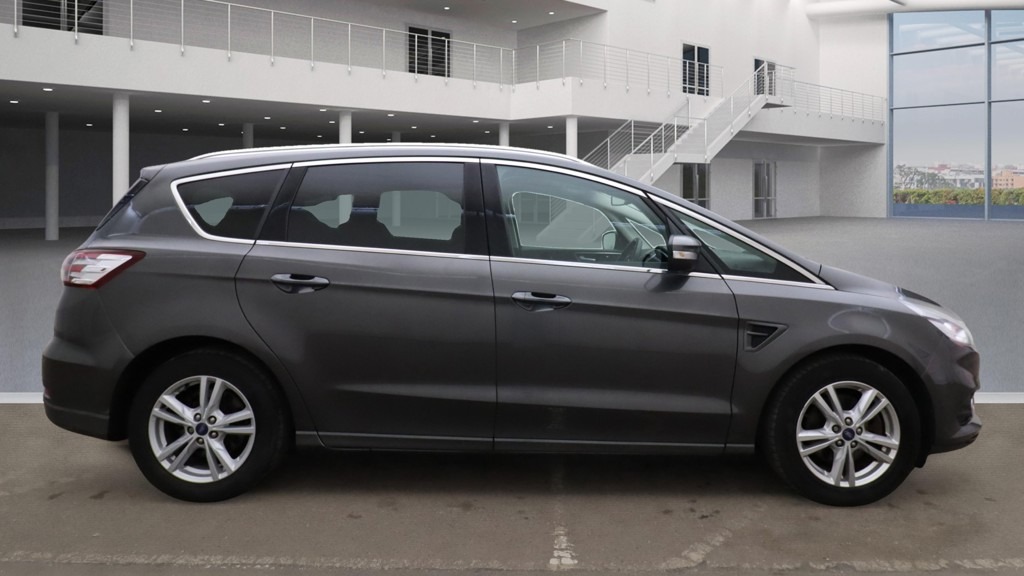 Used Ford S-Max 2017 for sale - 76525873: Photo 1