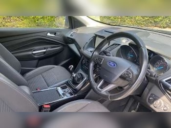 Used Ford Kuga 2018 for sale - 79459348: Photo
