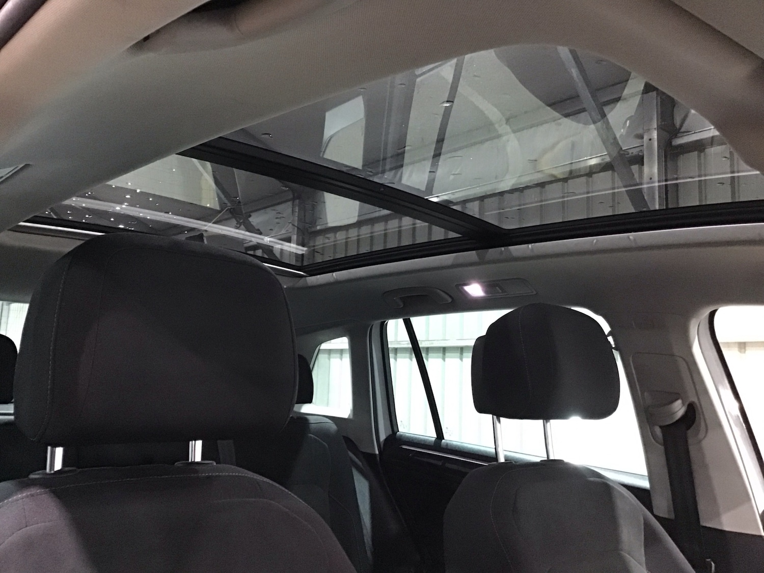 Used Volkswagen Tiguan 2018 for sale - 76940126: Photo 4