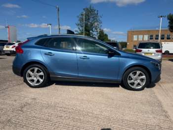 Used Volvo V40 2015 for sale - 75054392: Photo