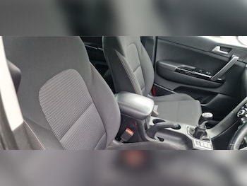 Used Kia Sportage 2019 for sale - 75545210: Photo
