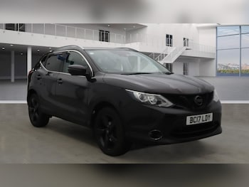 Used Nissan Qashqai 2017 for sale - 77490777: Photo