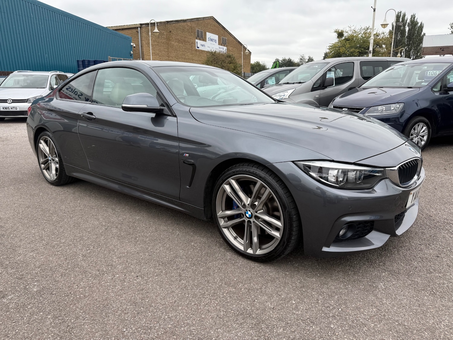 Used BMW 4 Series 2018 for sale - 76220533: Photo 1