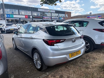 Used Vauxhall Astra 2017 for sale - 79367253: Photo
