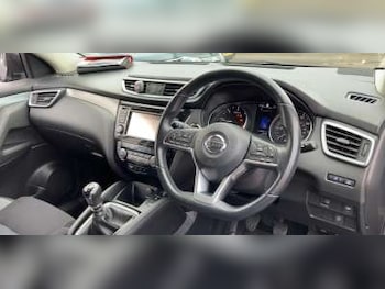 Used Nissan Qashqai 2018 for sale - 75890745: Photo