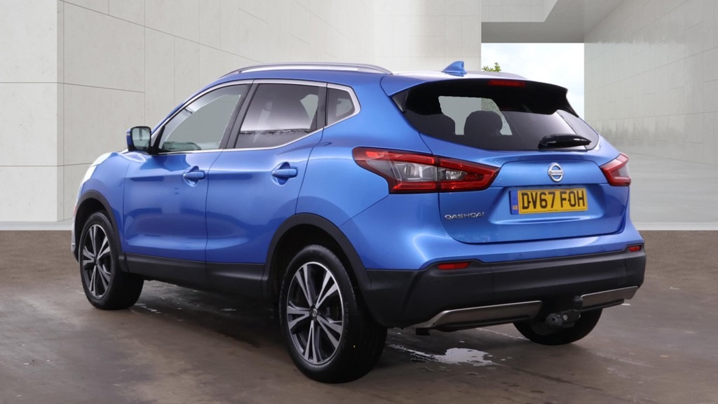 Used Nissan Qashqai 2017 for sale - 78176599: Photo 2