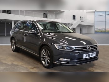 Volkswagen - Passat