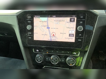 Used Volkswagen Passat 2019 for sale - 75724105: Photo