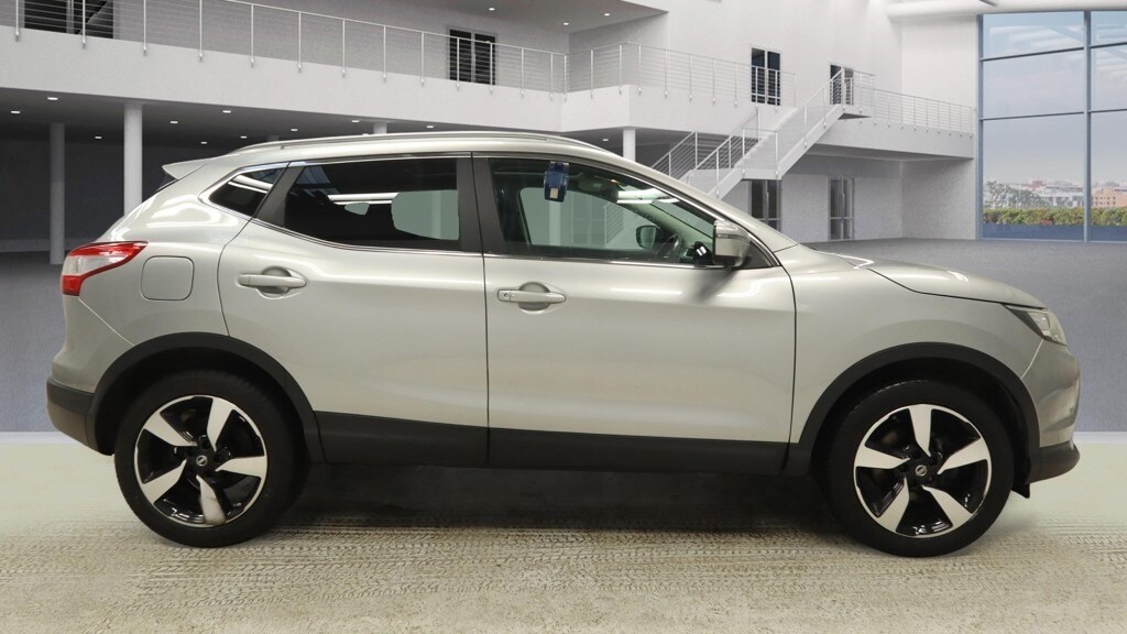Used Nissan Qashqai 2016 for sale - 77579598: Photo 8