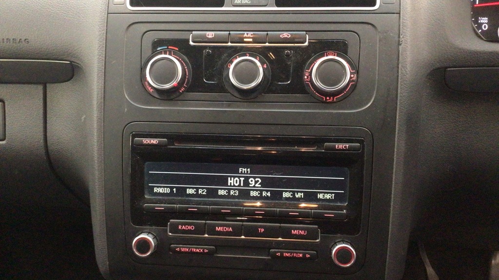 Used Volkswagen Touran 2015 for sale - 77283385: Photo 8