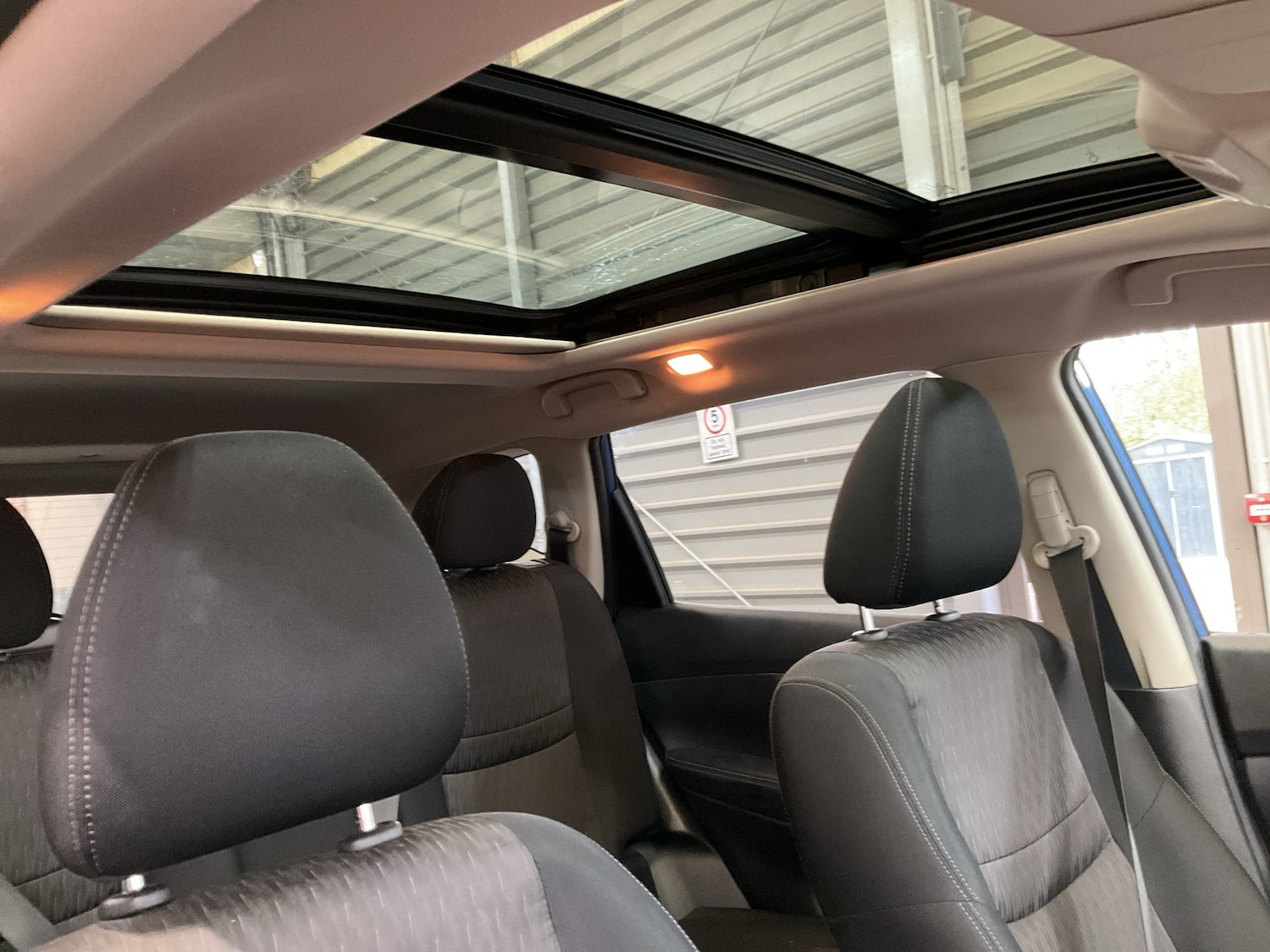 Used Nissan X-Trail 2018 for sale - 76696251: Photo 4