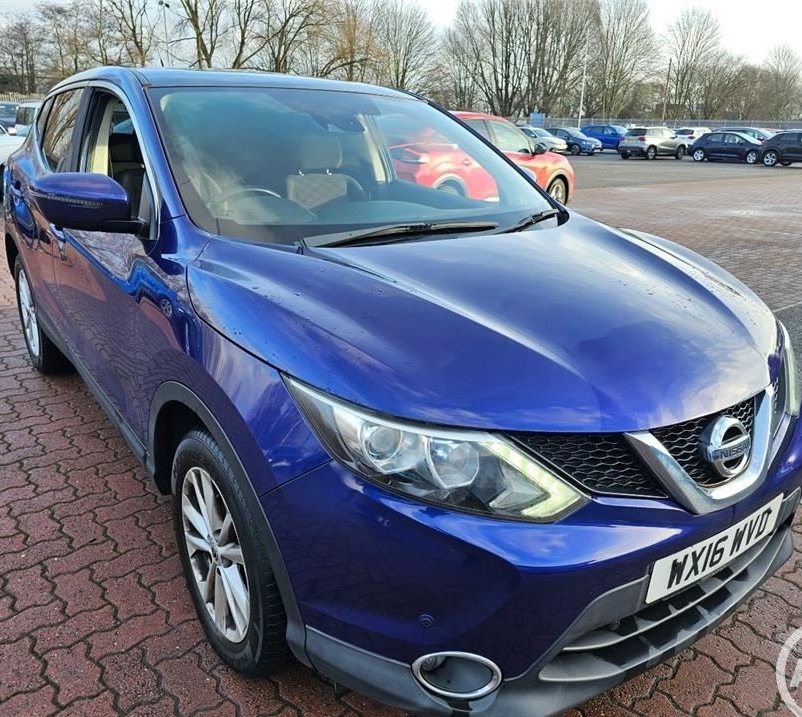 Used Nissan Qashqai 2016 for sale - 77114286: Photo 2