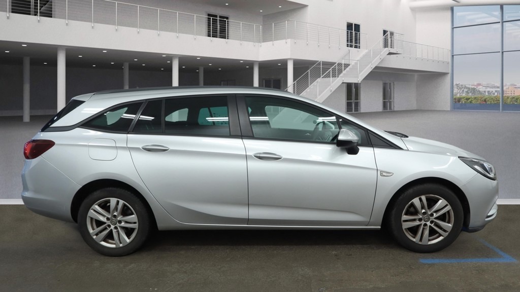 Used Vauxhall Astra 2018 for sale - 77962354: Photo 4