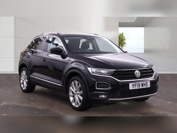 Used Volkswagen T-Roc 2019 for sale - 79357301: Photo