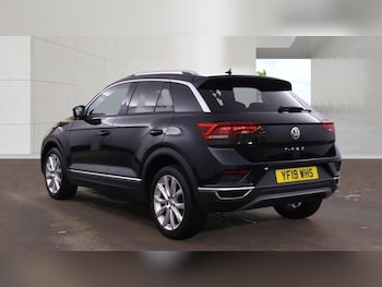 Used Volkswagen T-Roc 2019 for sale - 79357301: Photo