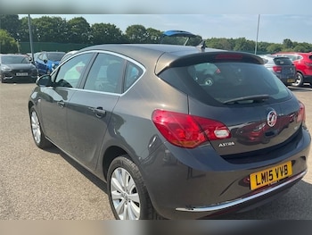 Used Vauxhall Astra 2015 for sale - 79217774: Photo