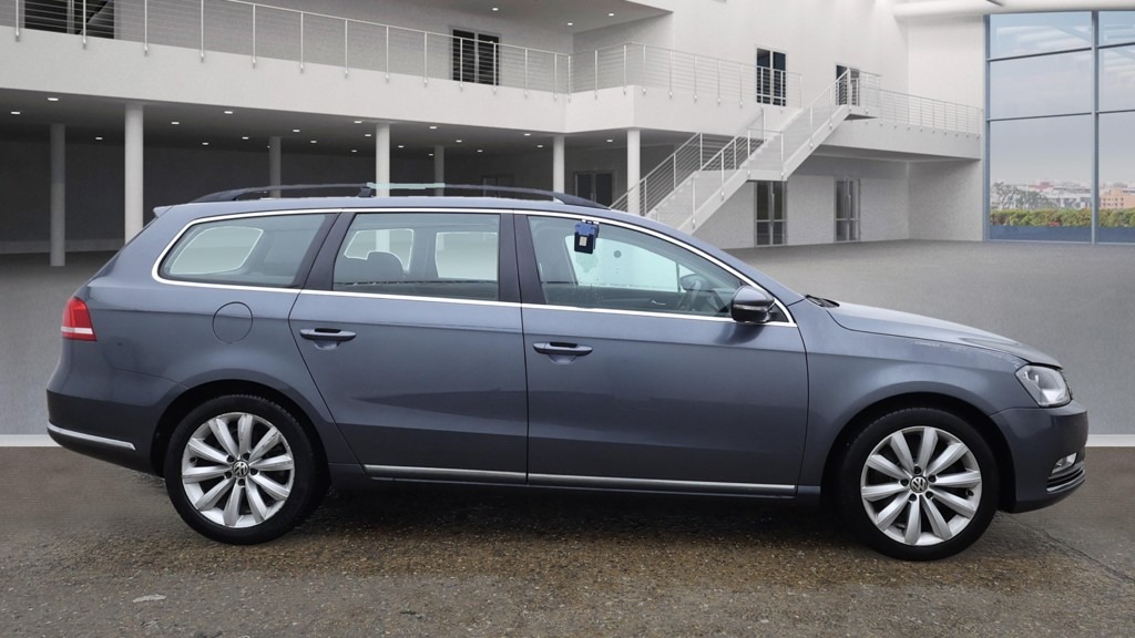 Used Volkswagen Passat 2013 for sale - 76652259: Photo 1