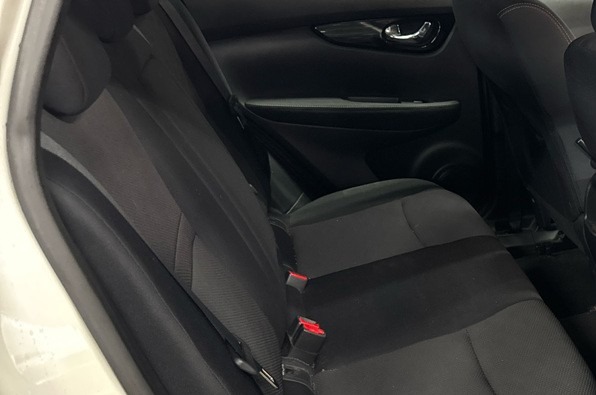 Used Nissan Qashqai 2015 for sale - 77195536: Photo 9