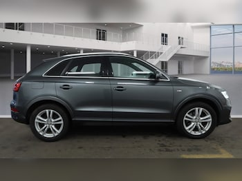 Used Audi Q3 2018 for sale - 76946139: Photo