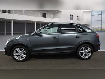 Used Audi Q3 2018 for sale - 76946139: Photo