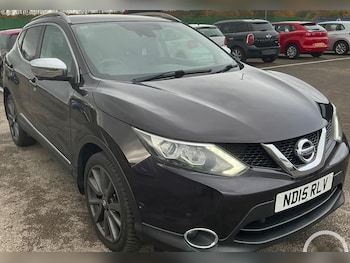 Used Nissan Qashqai 2015 for sale - 76477456: Photo