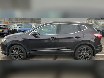 Used Nissan Qashqai 2015 for sale - 76477456: Photo