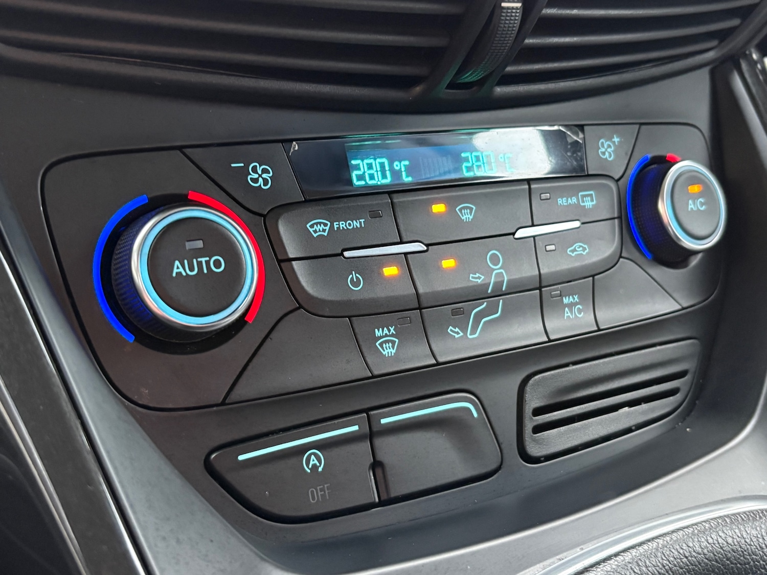 Used Ford Kuga 2018 for sale - 77011847: Photo 25