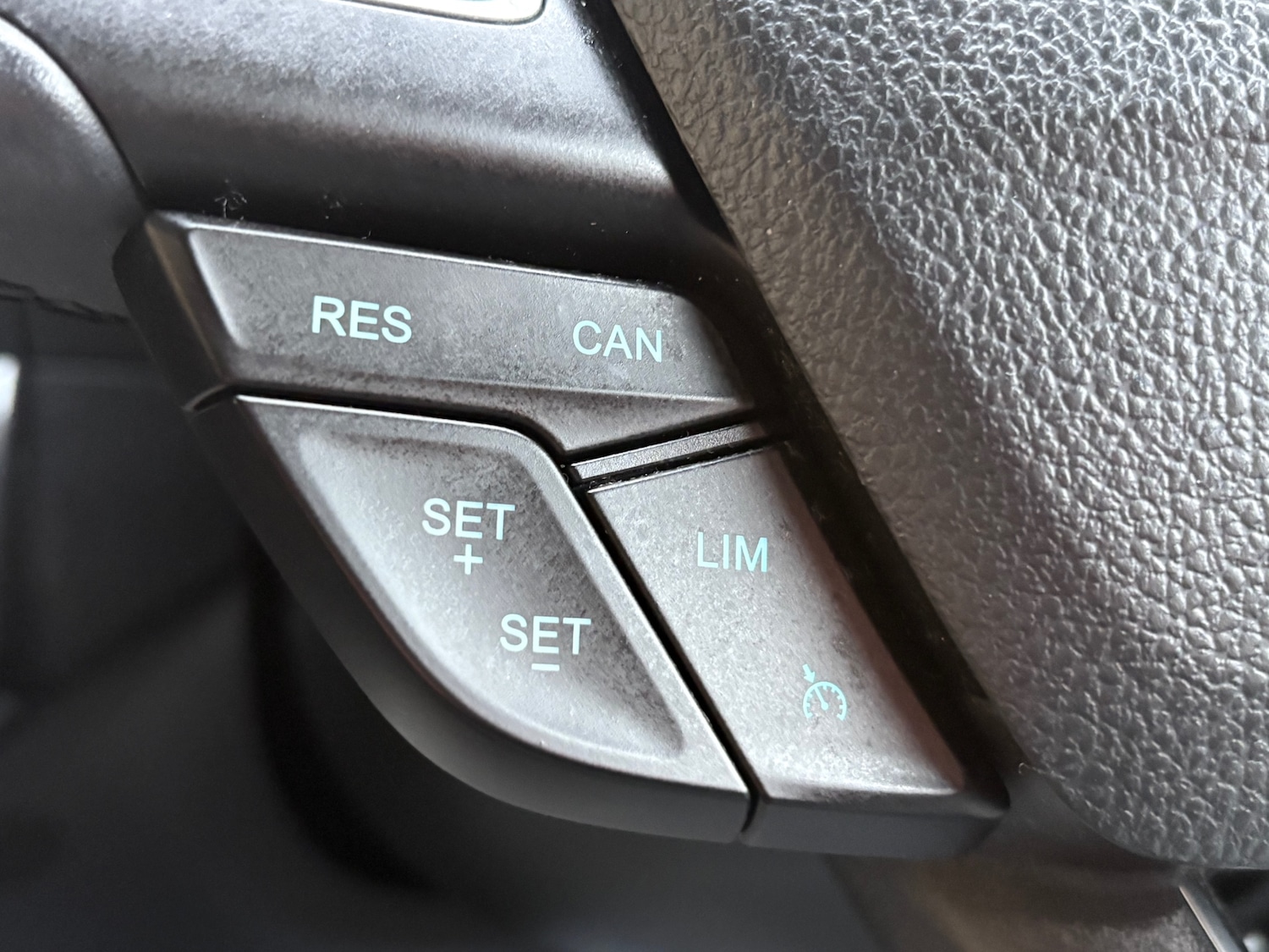 Used Ford Kuga 2018 for sale - 77011847: Photo 31