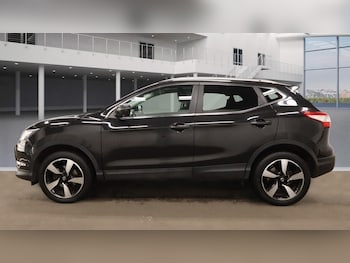 Used Nissan Qashqai 2017 for sale - 77179990: Photo