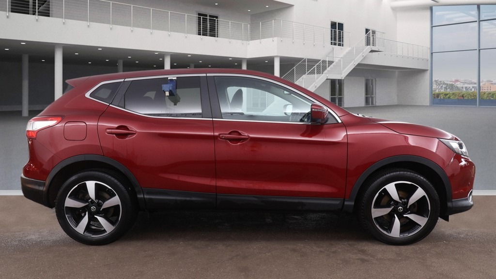 Used Nissan Qashqai 2017 for sale - 77542550: Photo 1